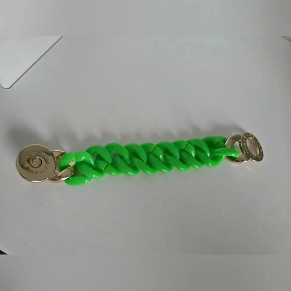 MARC BY MARC JACOBS Acrylic Turnlock Curb sz S - Picture 5 of 7